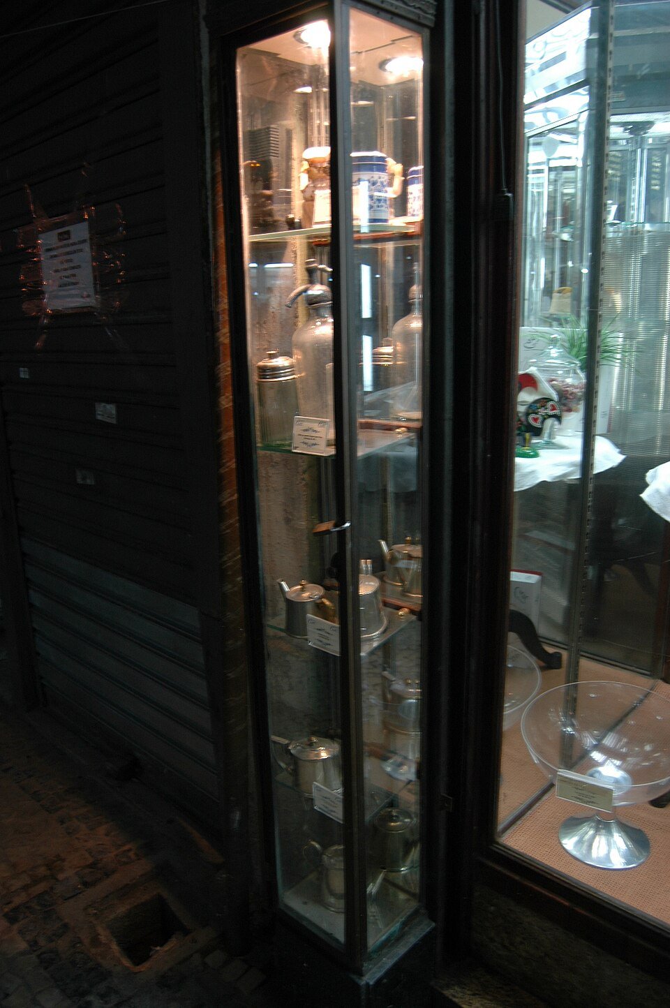 Interior da confeitaria Casa Cavé, no Centro do Rio de Janeiro