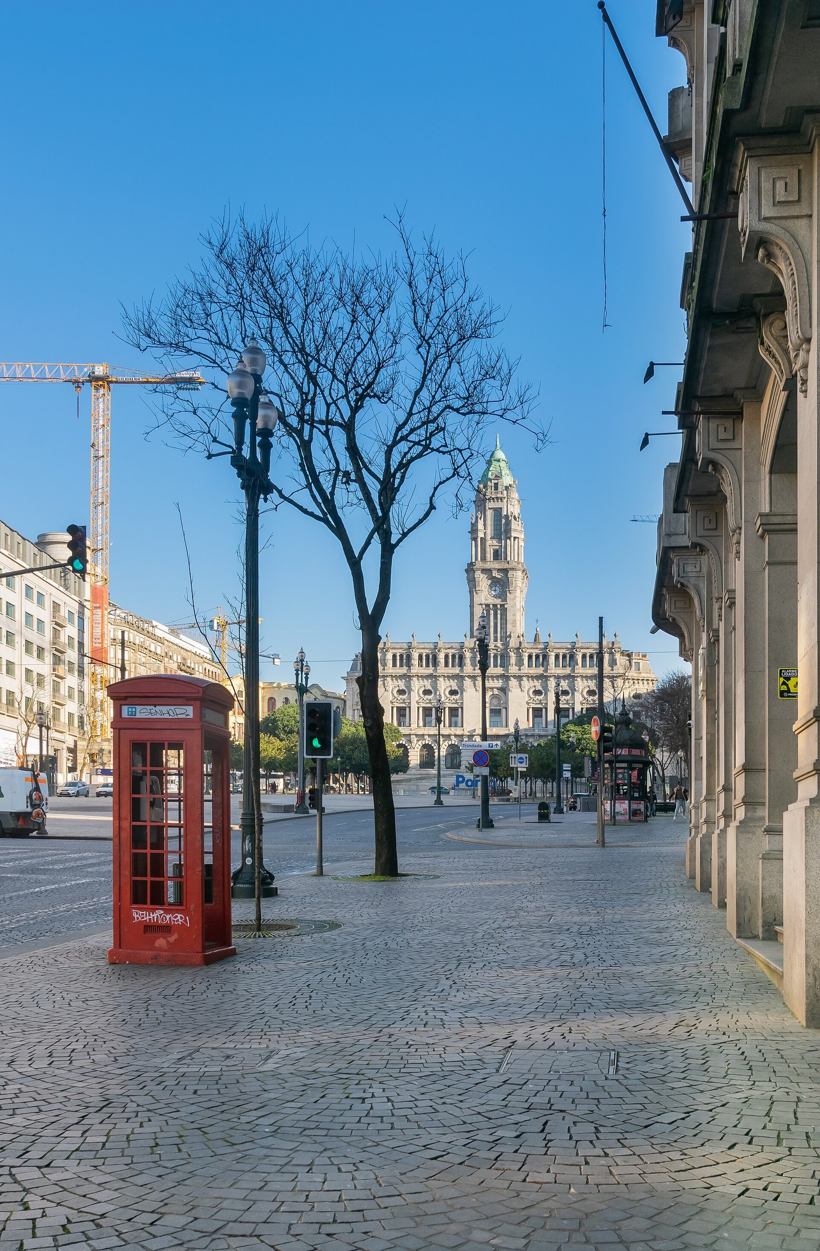 Avenida dos Aliados, no Porto, onde fica a Cervejaria Brasão
