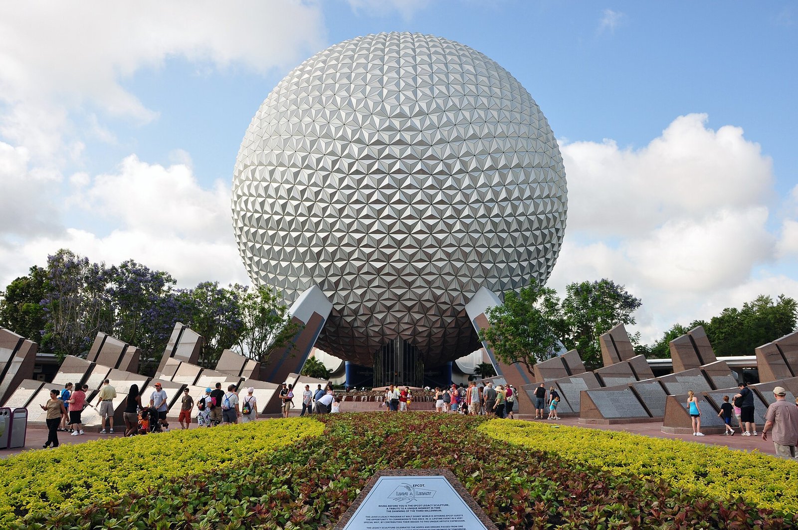 Esfera geodésica Spaceship Earth no EPCOT, em Orlando