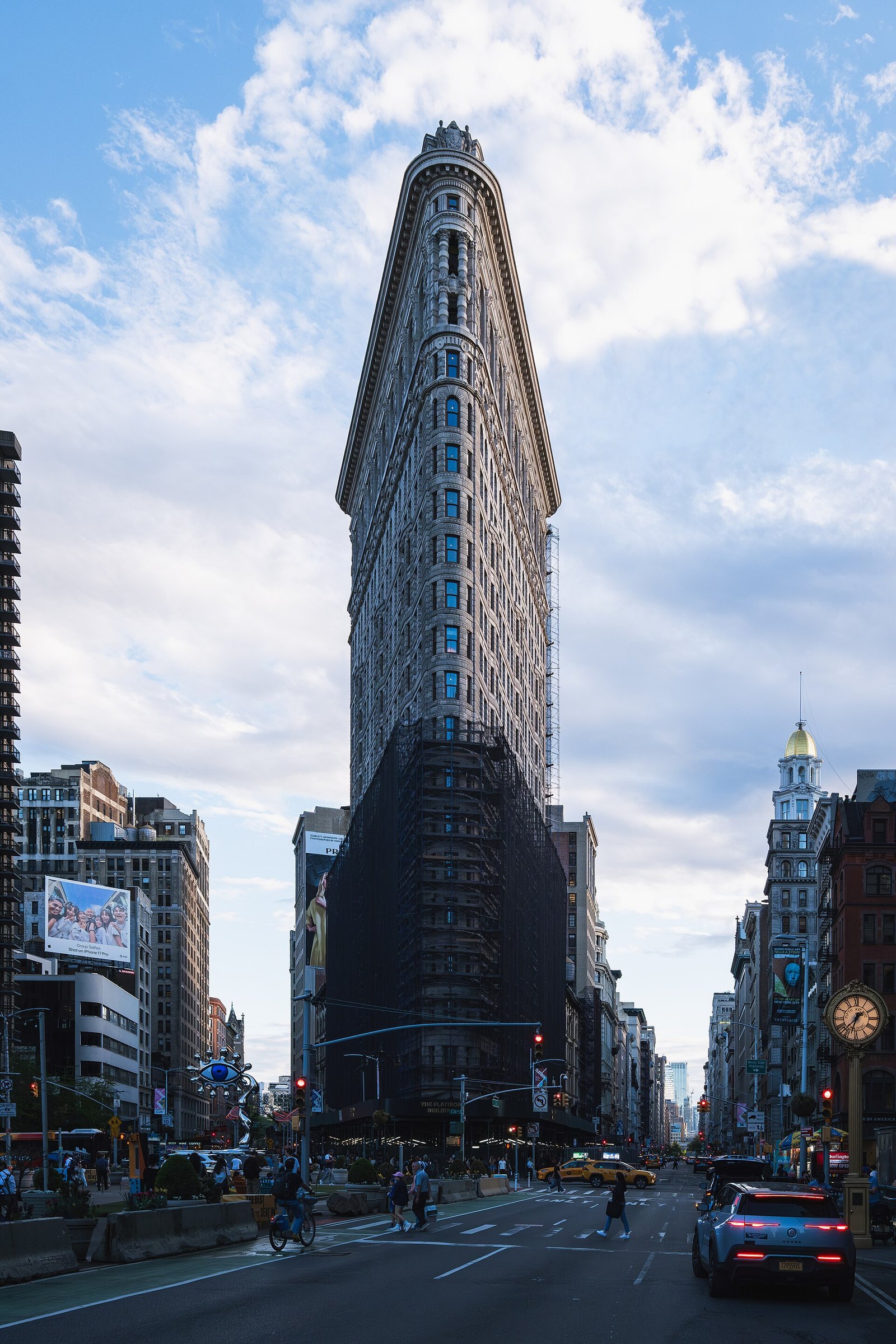 Vista do Flatiron Building na Quinta Avenida, Manhattan