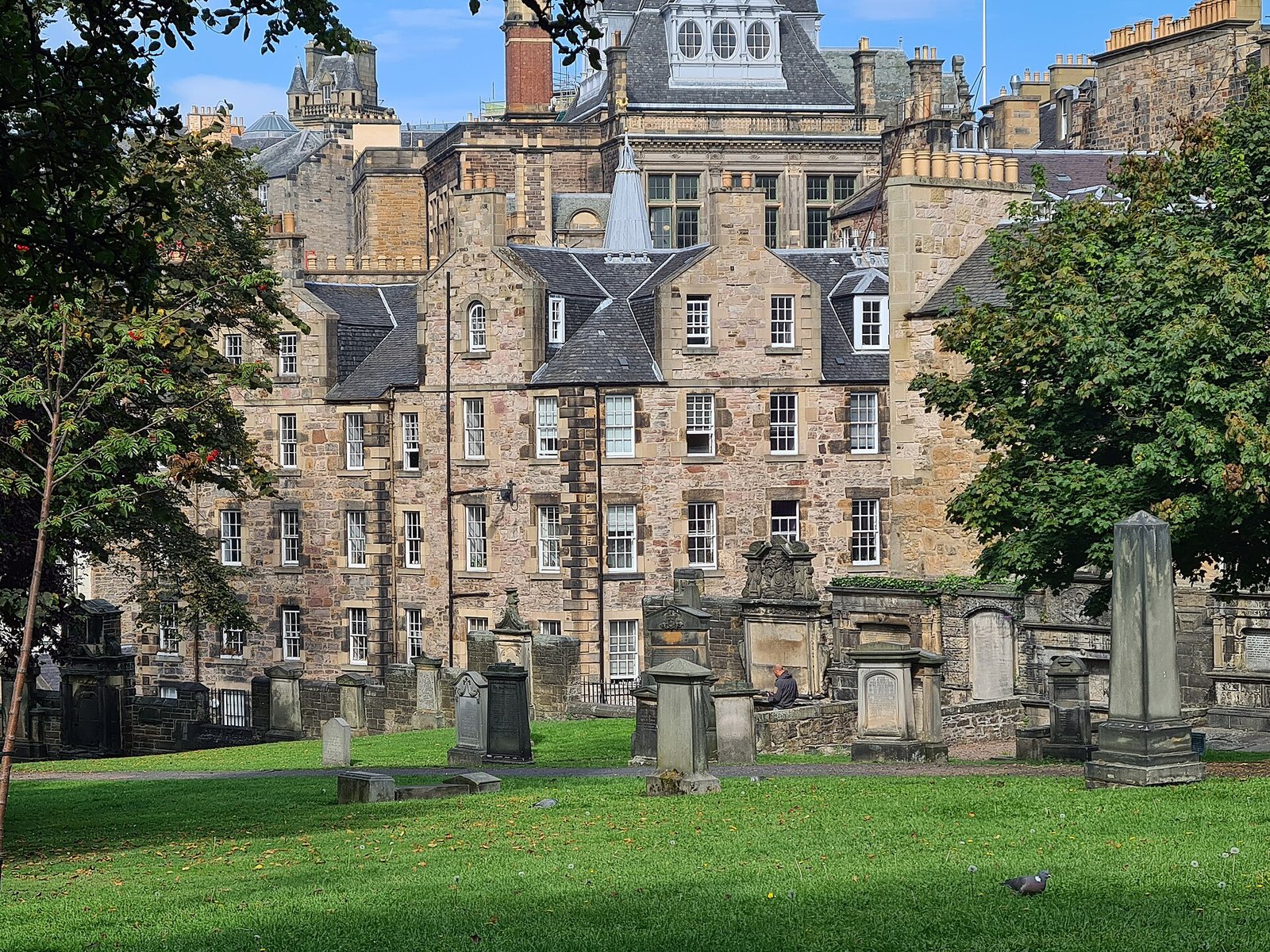 Túmulos e monumentos do Greyfriars Kirkyard, em Edimburgo