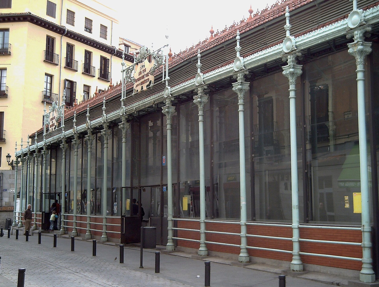 Interior do Mercado de San Miguel em Madri