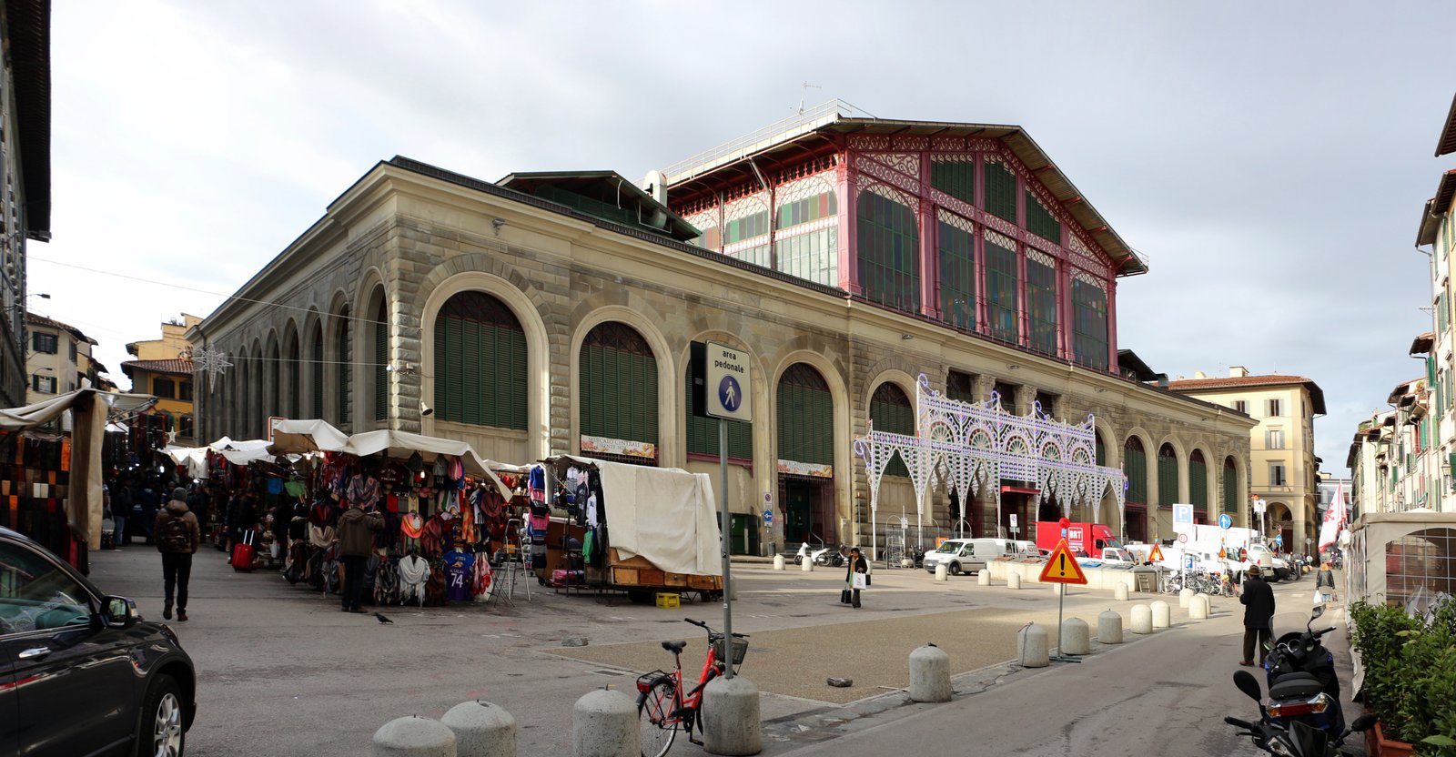 Interior do Mercato Centrale, em Florença