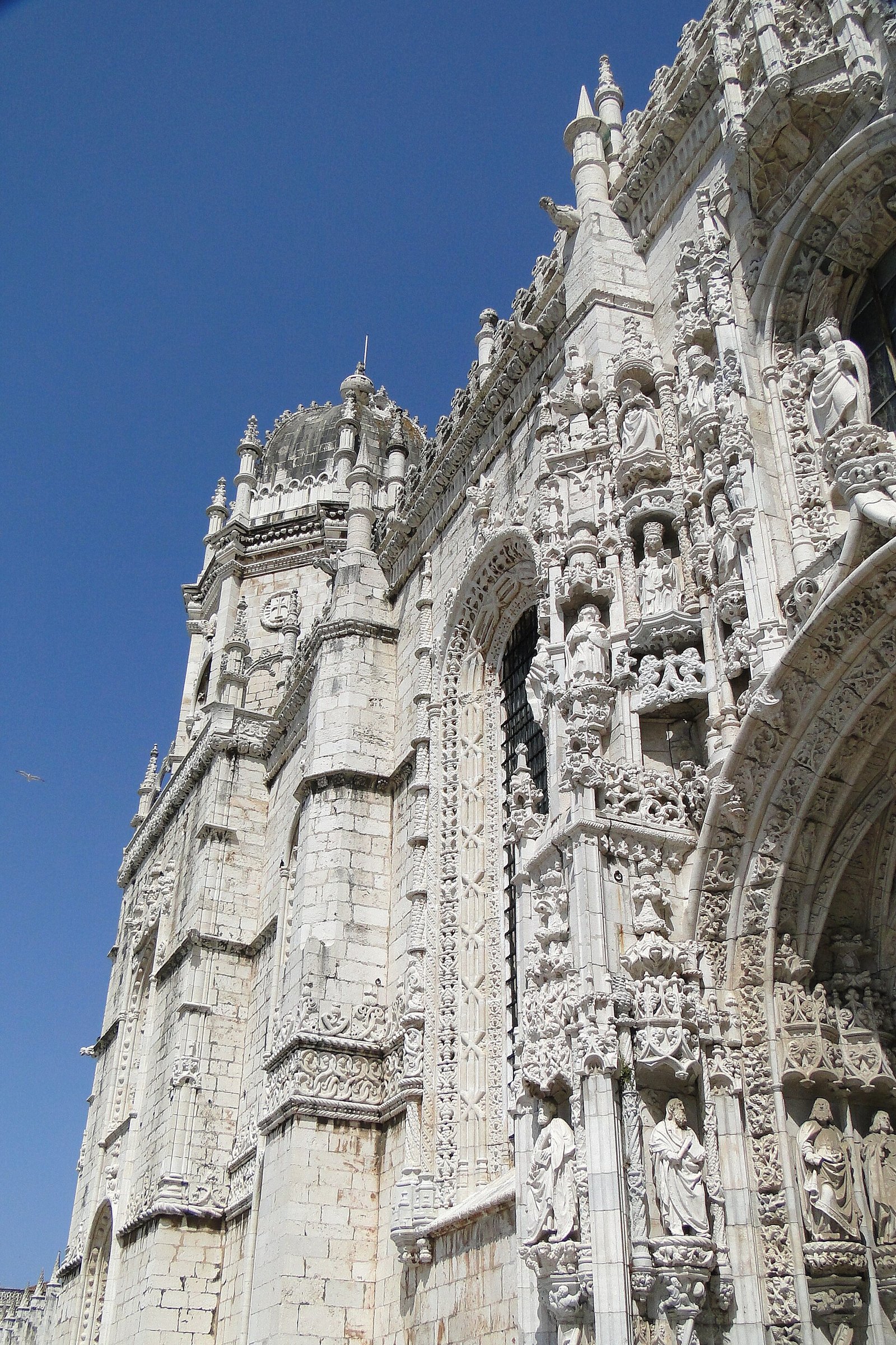 Fachada do Mosteiro dos Jerónimos, em Belém, Lisboa