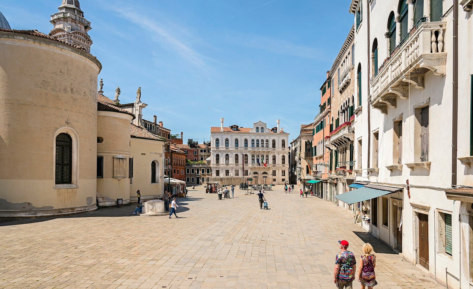 Campo Santa Maria Formosa, no bairro de Castello, em Veneza, perto da Osteria alle Testiere