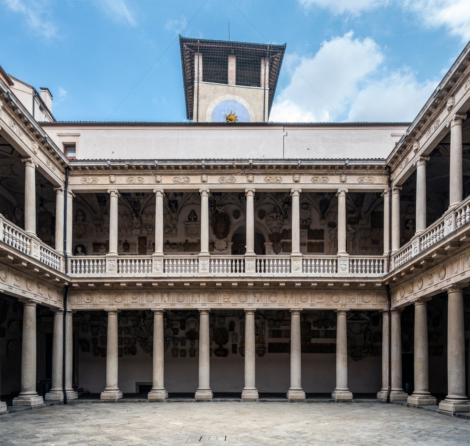 Fachada do Palazzo del Bo, sede histórica da Universidade de Pádua