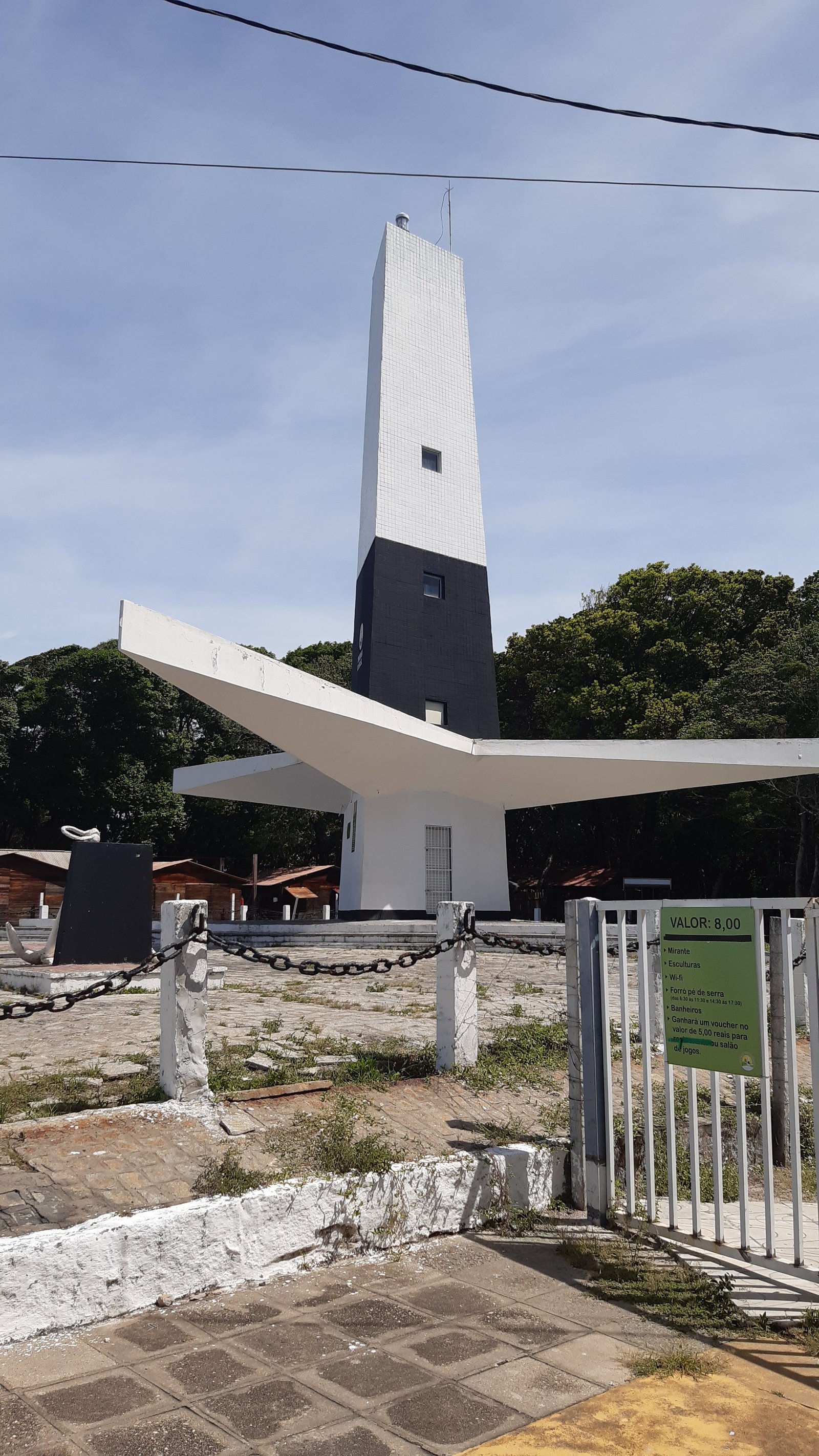 Farol do Cabo Branco, o marco da Ponta do Seixas, em João Pessoa