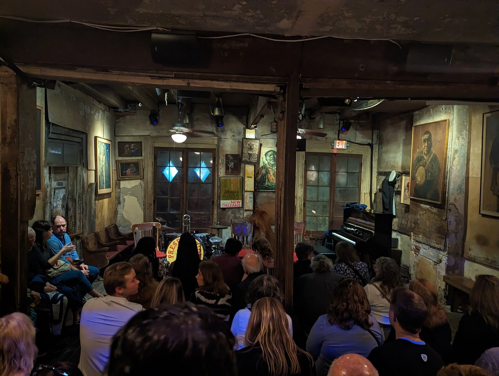 Fachada do Preservation Hall, na St. Peter Street, no French Quarter de Nova Orleans