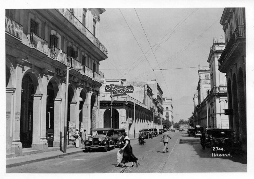 Fachada do Sloppy Joe's Bar em Havana Vieja