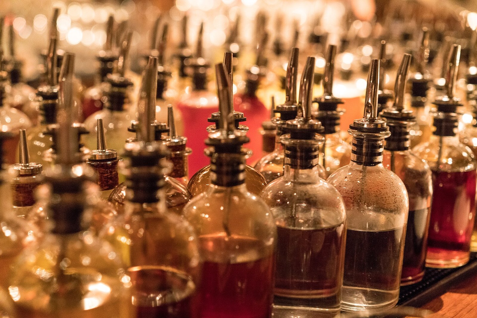 Interior do bar The Dead Rabbit em Nova York
