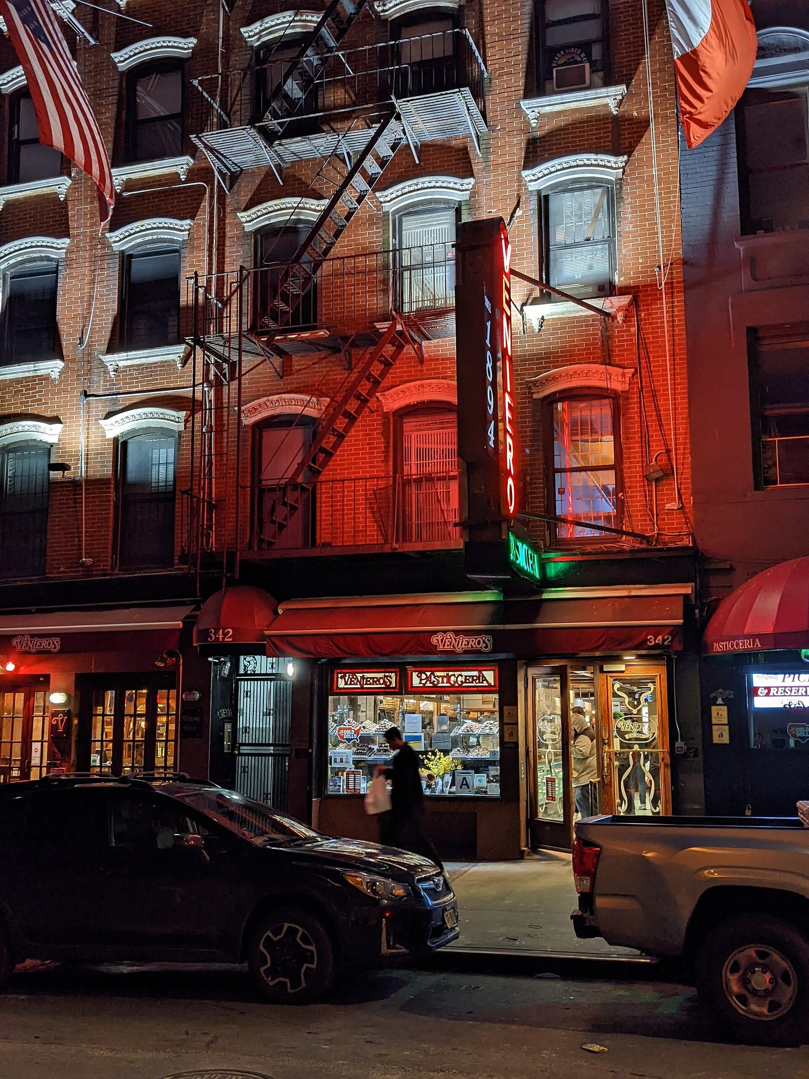 Fachada da Veniero's Pasticceria no East Village, Nova York